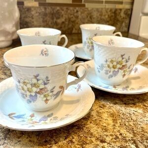 Vintage Thun Porcelain Tea Cups and Saucers Lavender Set of 4 Czechoslovakia